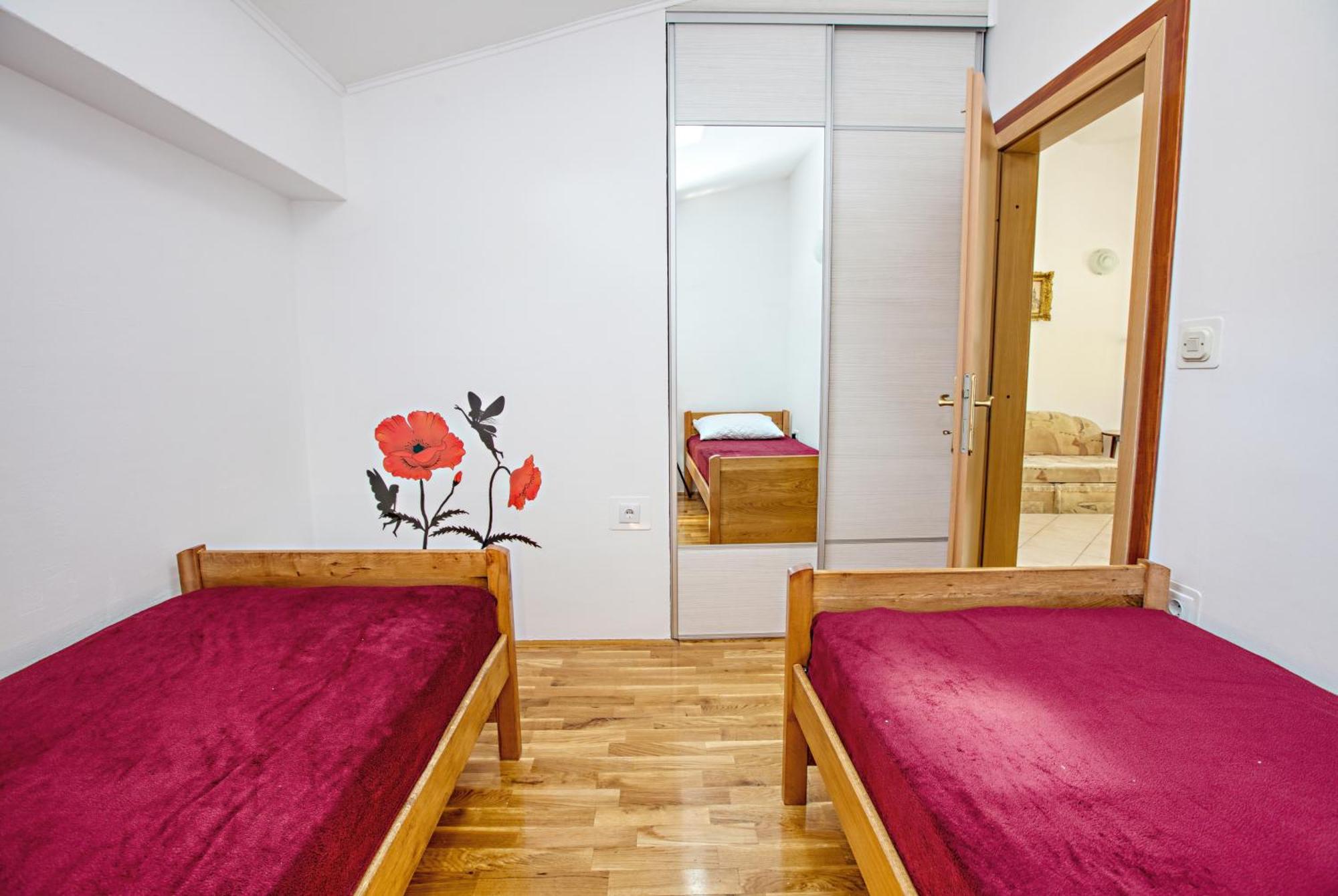 Family Friendly Seaside Apartments Brodarica, Sibenik - 4833 Brodarica  Szoba fotó