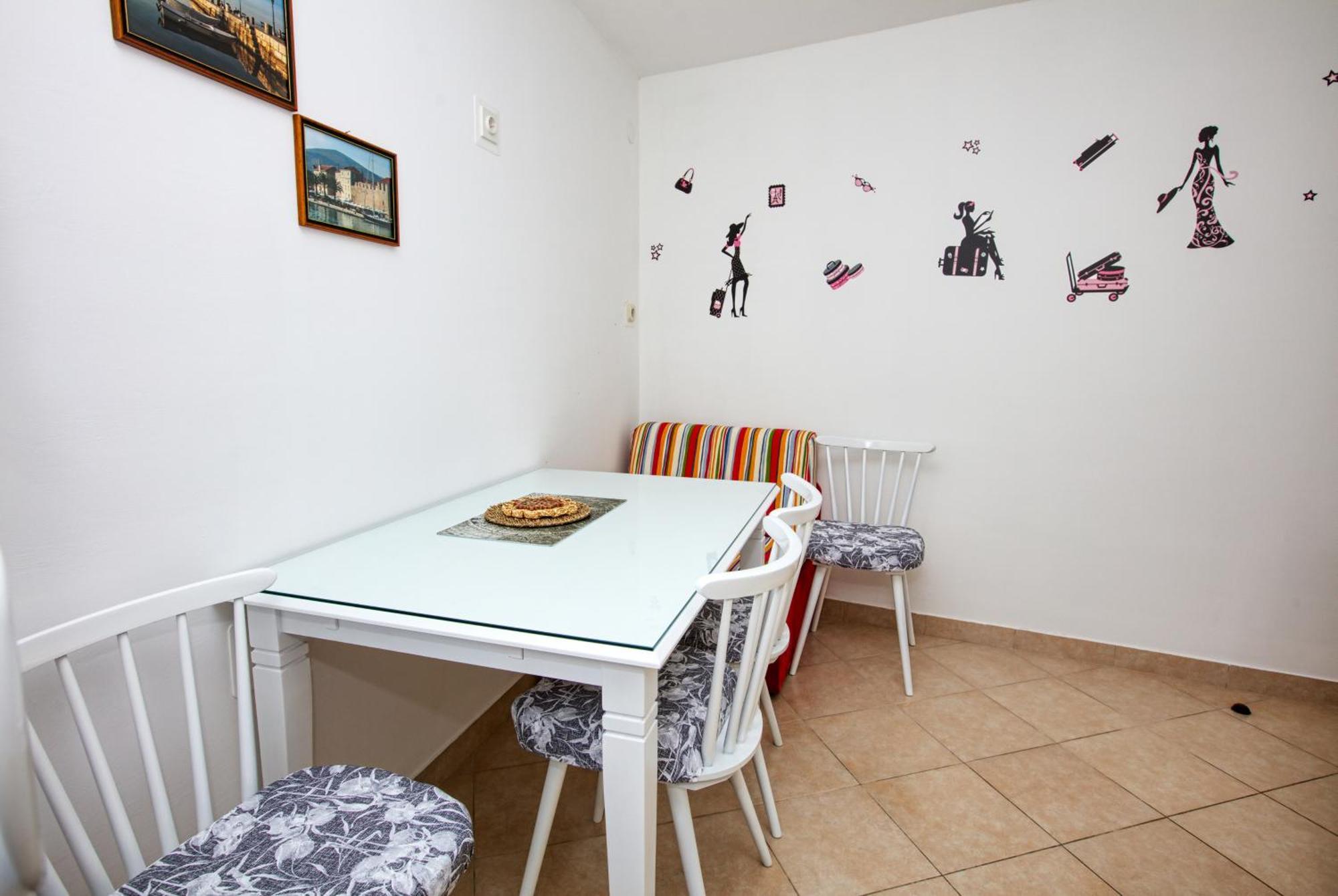 Family Friendly Seaside Apartments Brodarica, Sibenik - 4833 Brodarica  Szoba fotó