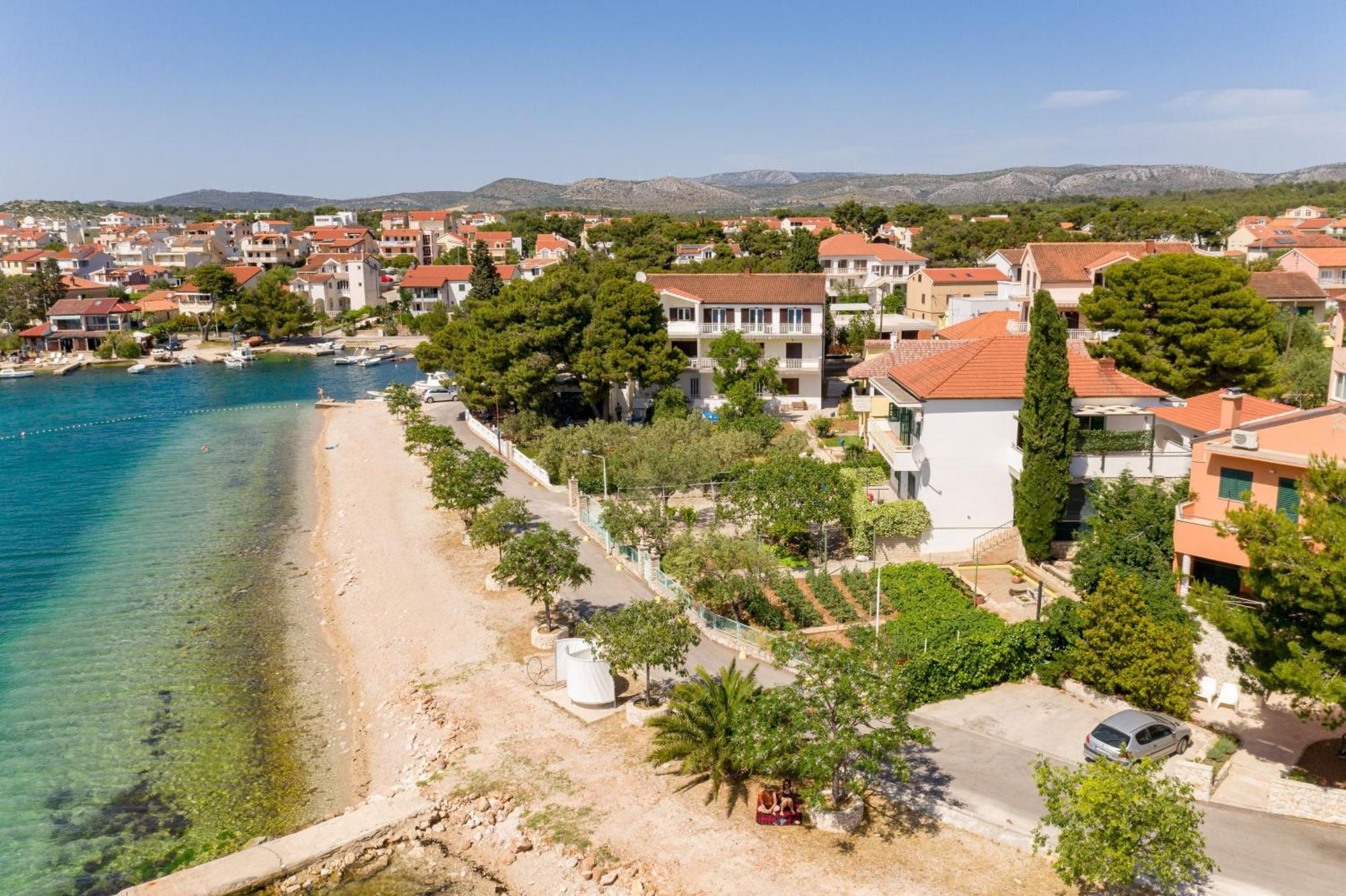 Family Friendly Seaside Apartments Brodarica, Sibenik - 4833 Brodarica  Kültér fotó