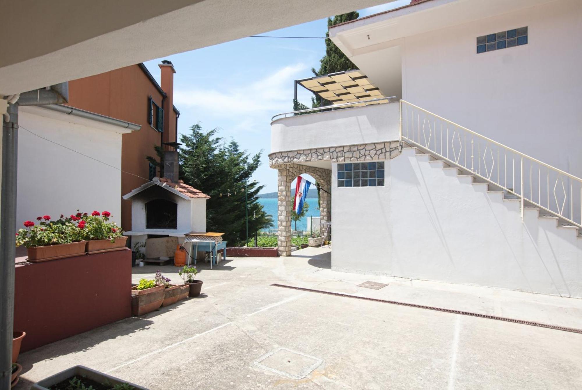 Family Friendly Seaside Apartments Brodarica, Sibenik - 4833 Brodarica  Kültér fotó